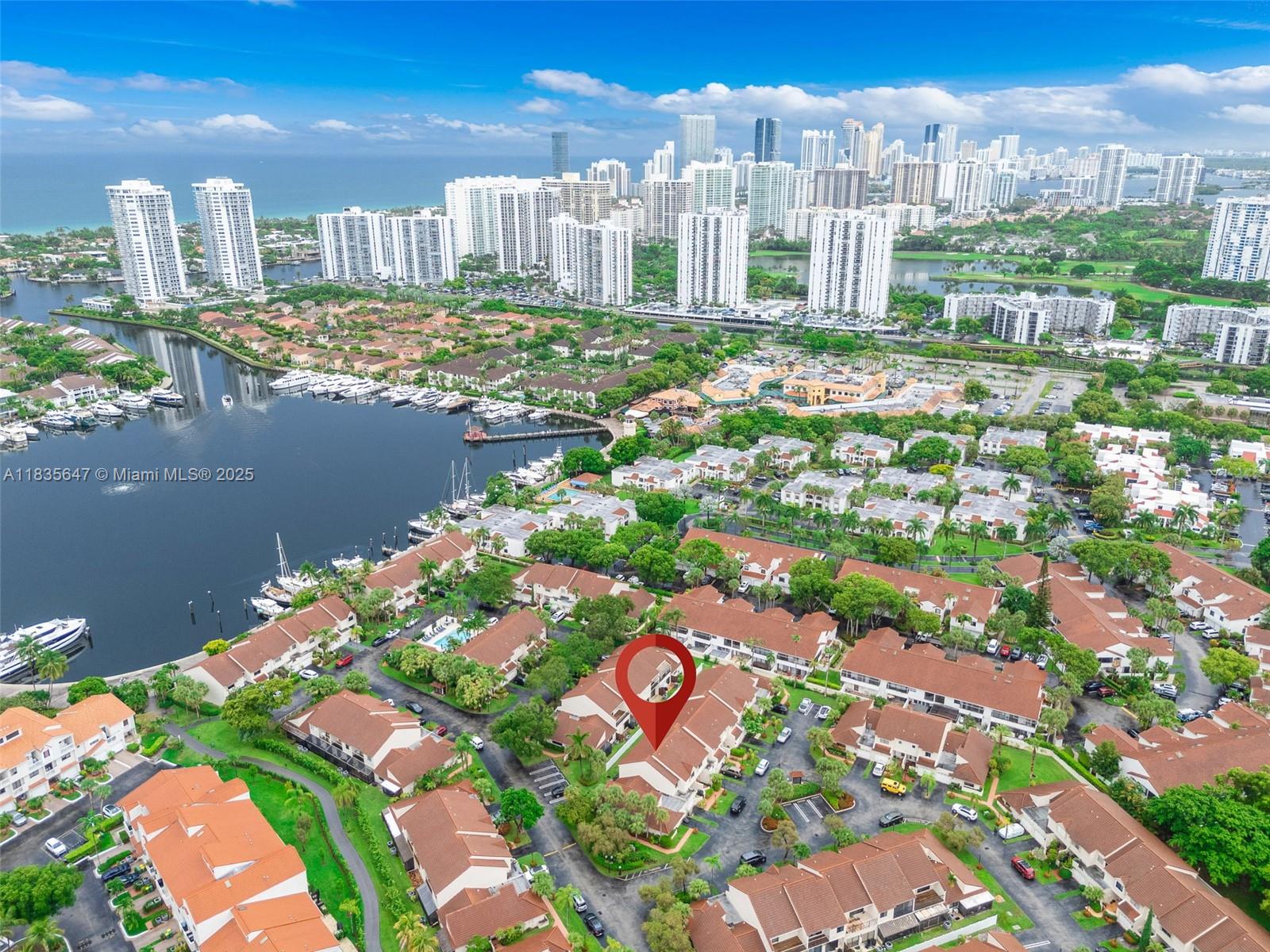 LA MIRAGE OF HARBOR VILG - Residential