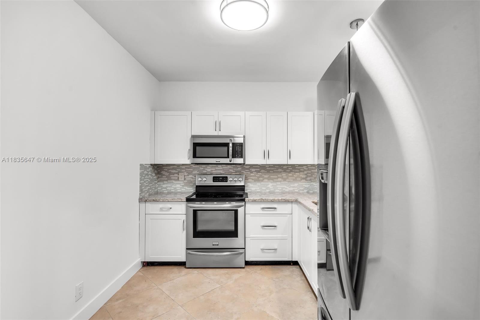 LA MIRAGE OF HARBOR VILG - Residential