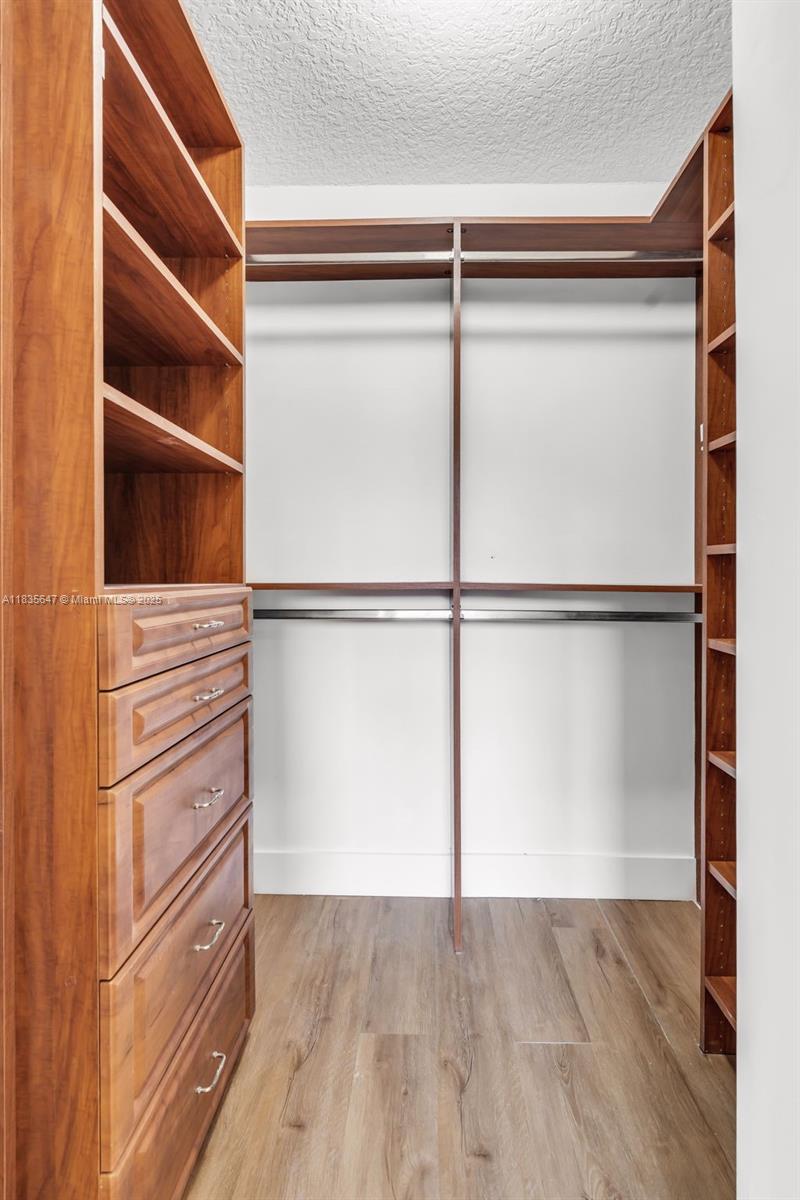 LA MIRAGE OF HARBOR VILG - Residential