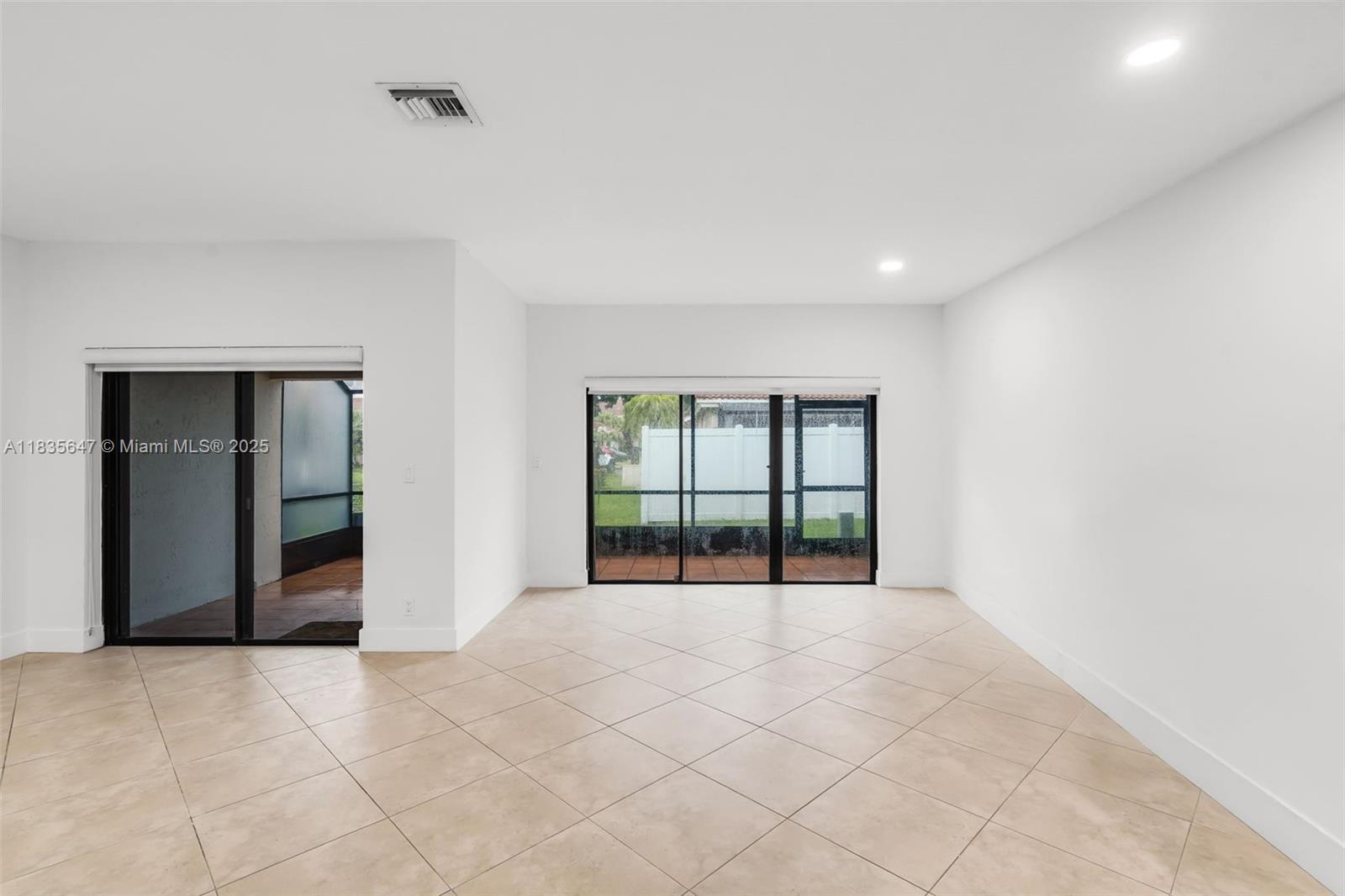 21160 Mainsail Cir H12