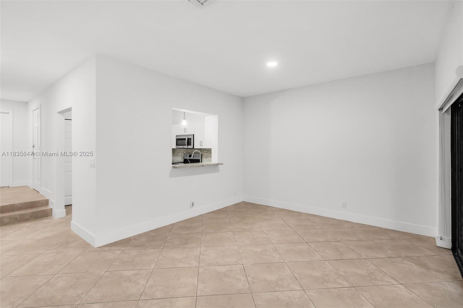 LA MIRAGE OF HARBOR VILG - Residential