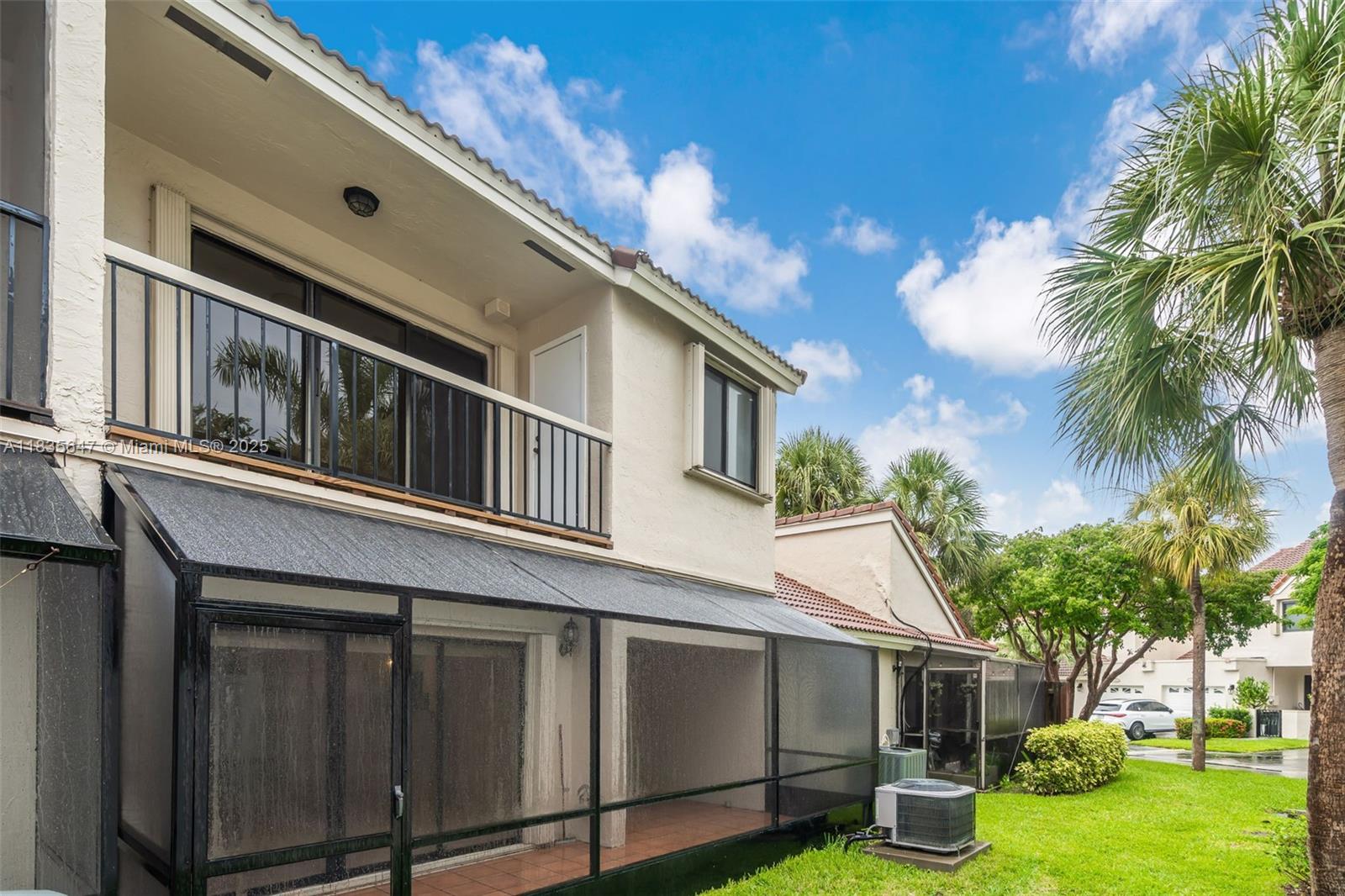 LA MIRAGE OF HARBOR VILG - Residential