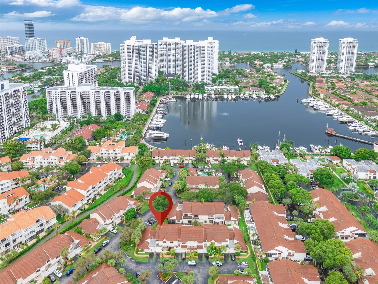 LA MIRAGE OF HARBOR VILG - Residential