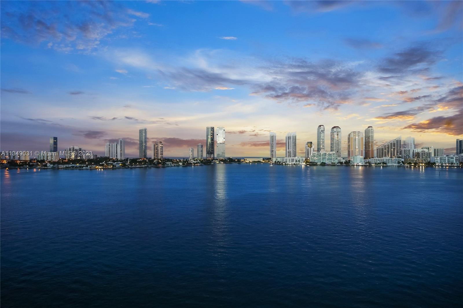 PRIVE CONDO - Residential