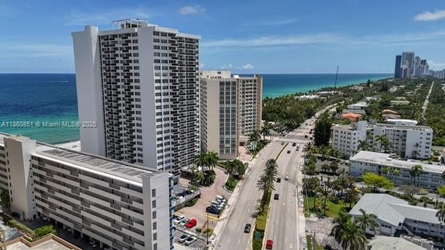 Immaculate Ocean Front unit with Direct Ocean Views!! Fabulous Parker Tower on Hallandale Beach.
Updated unit, Private balcony to enjoy the Sunrise and Ocean Breeze. Great Resort-Style Amenities included, in addition offers to residents Beach Chairs and Umbrellas on the private beach for optimal enjoyment...Prime location, near Gulfstream Park's world-famous racing, dining & entertainment. Convenient to Fort Lauderdale & Miami Airports. Live where others vacation! Whether as your dream home or an investment, this oceanfront oasis is a rare find. Must See!!