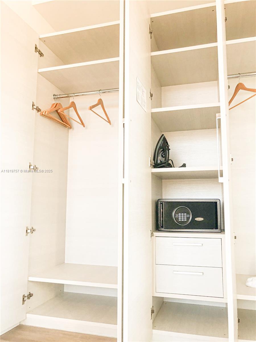 COSTA HOLLYWOOD CONDO - Residential