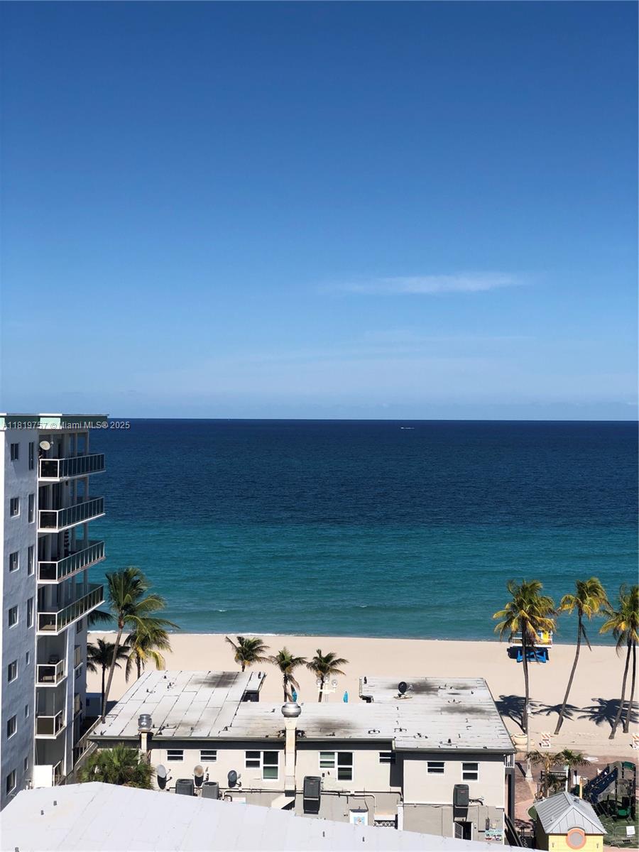 COSTA HOLLYWOOD CONDO - Residential