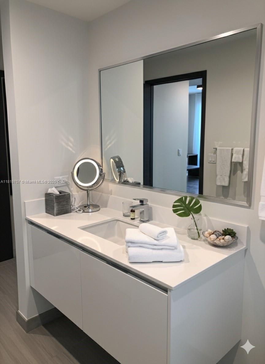 COSTA HOLLYWOOD CONDO - Residential