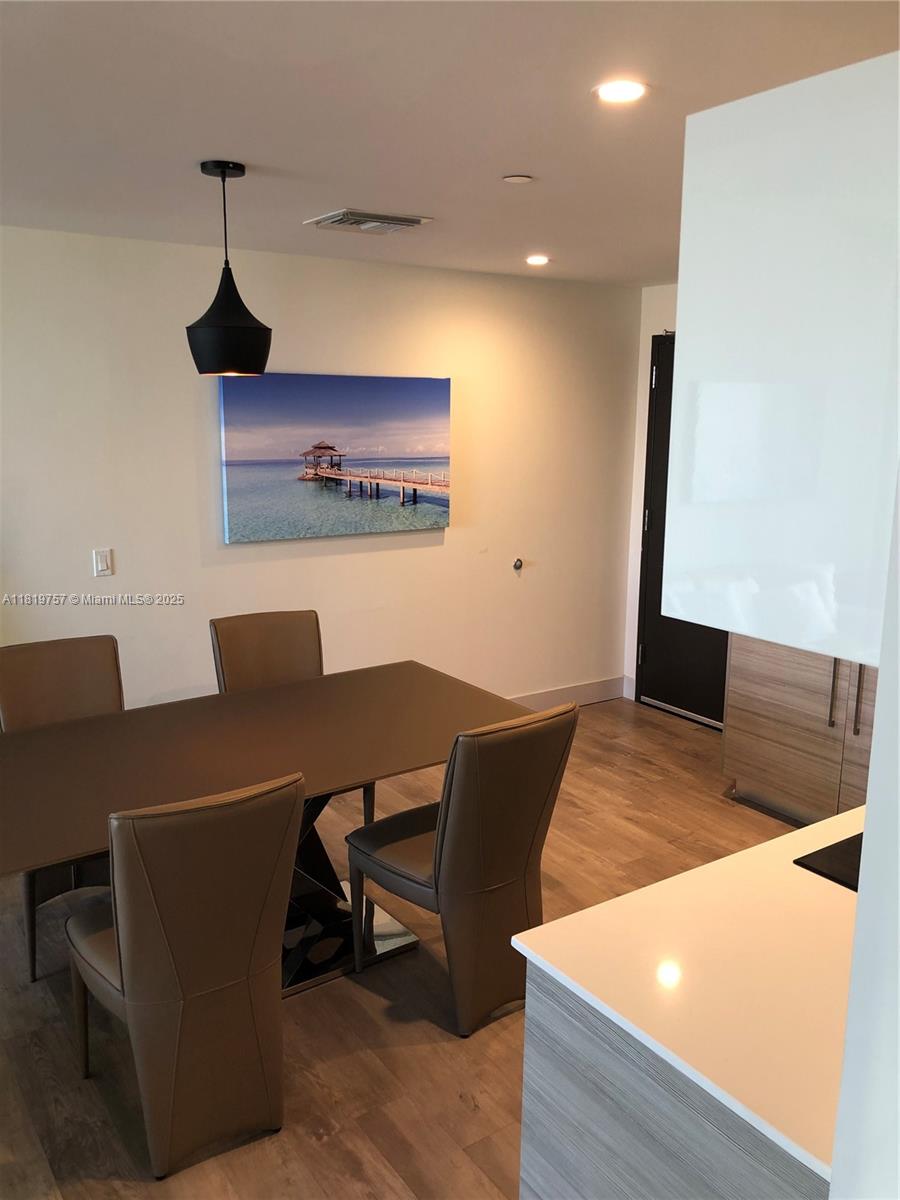COSTA HOLLYWOOD CONDO - Residential