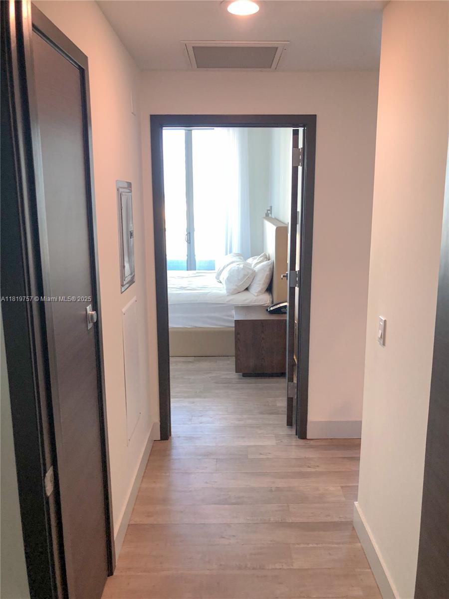 COSTA HOLLYWOOD CONDO - Residential