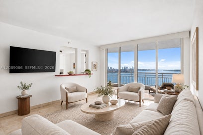 808 Brickell Key Dr 2002 Miami FL 33131