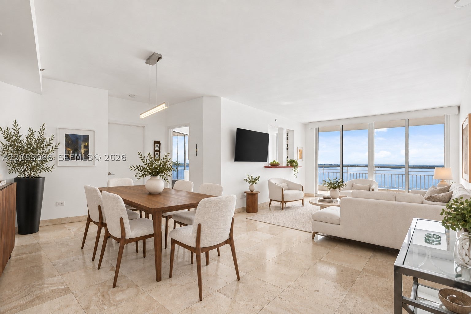 808 Brickell Key Dr 2002
