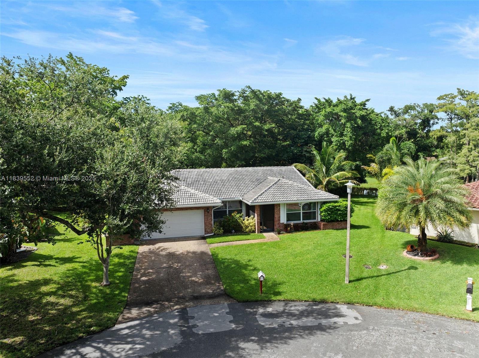 2250 NW 41st Ave, Coconut Creek, FL, 33066/$639,000 1 2250 NW 41st Ave