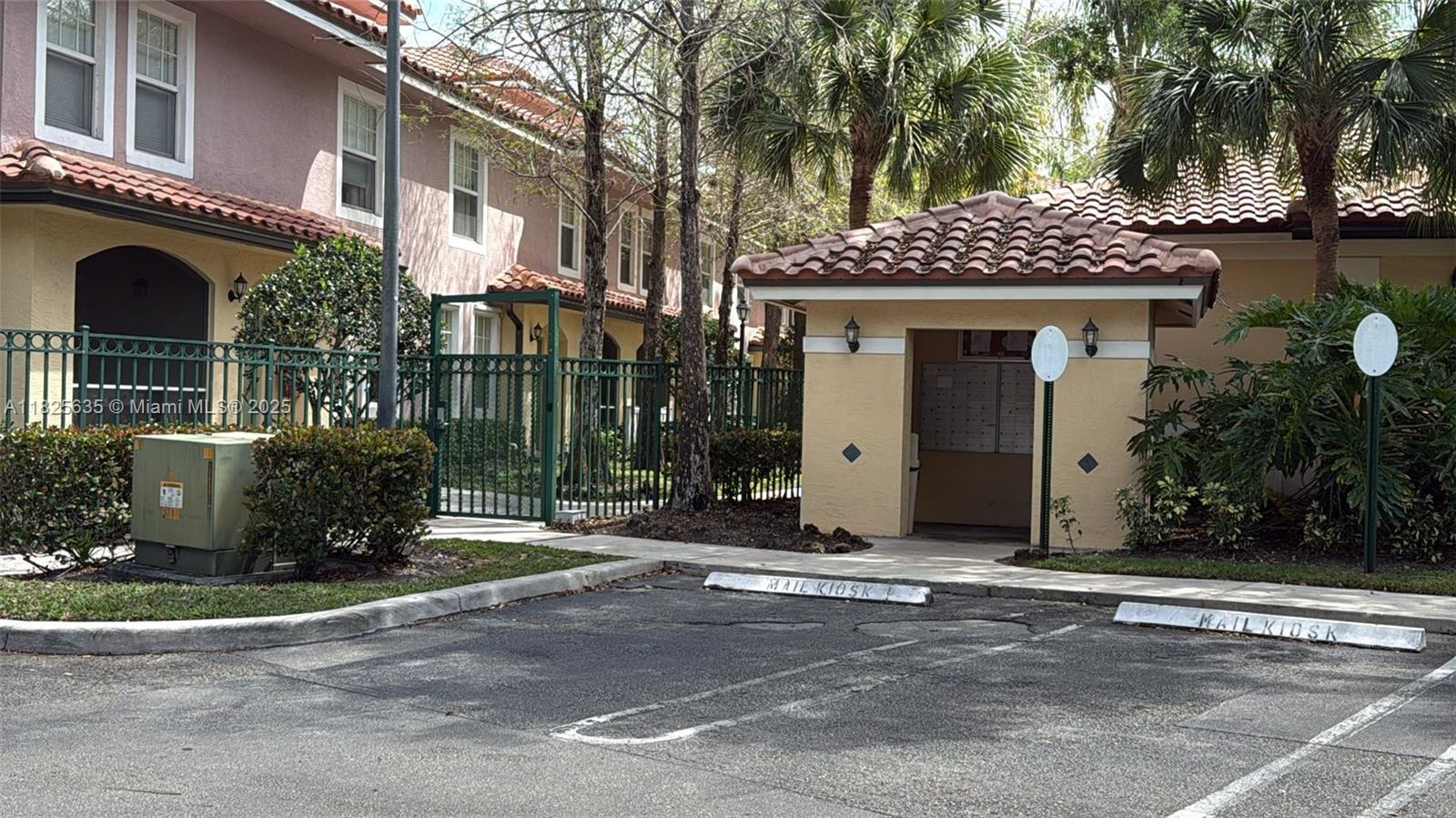 CYPRESS POINTE AT CORAL S - Residential