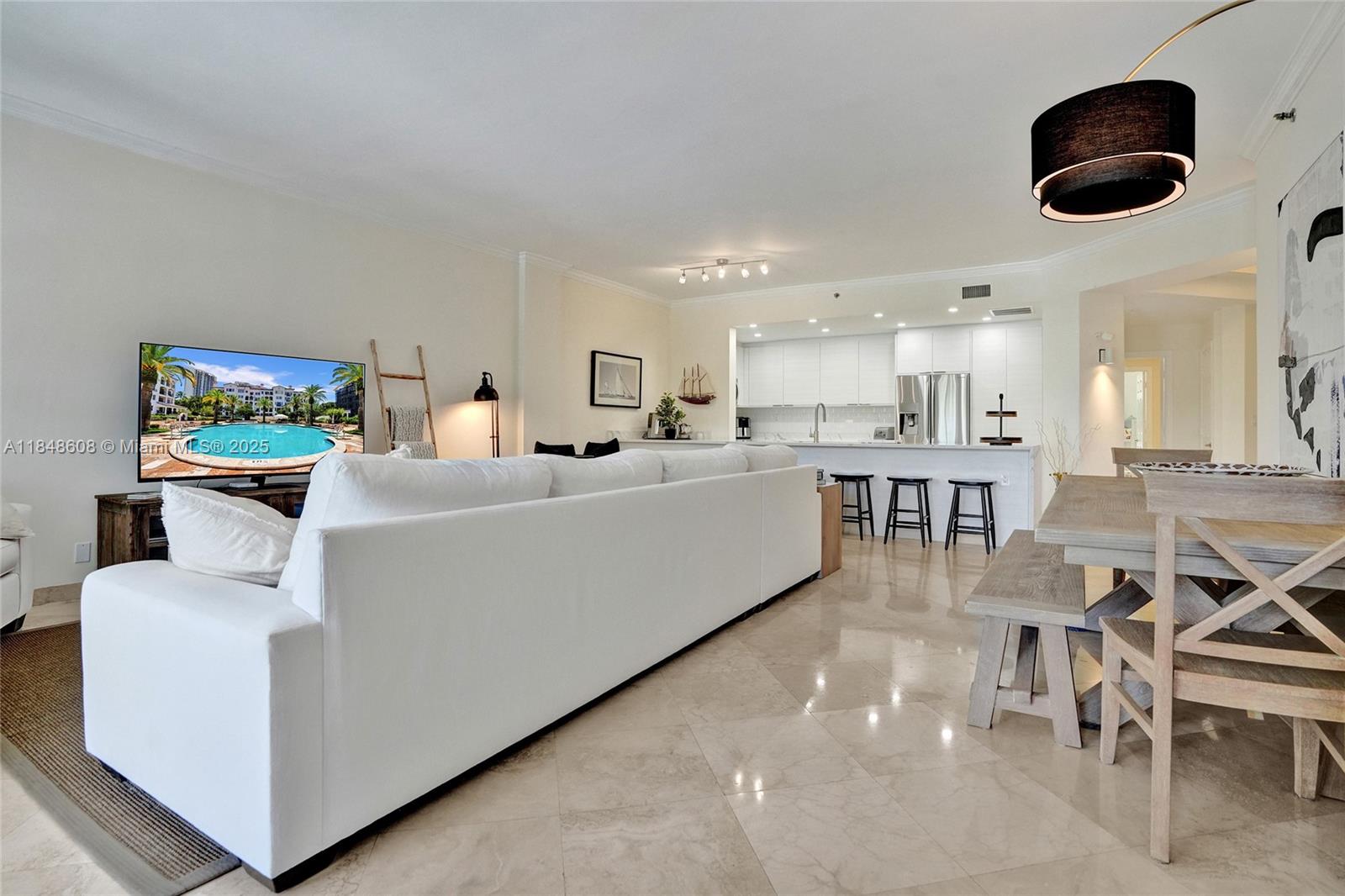 MEDITERRANEAN VILLAGE CON - Residential