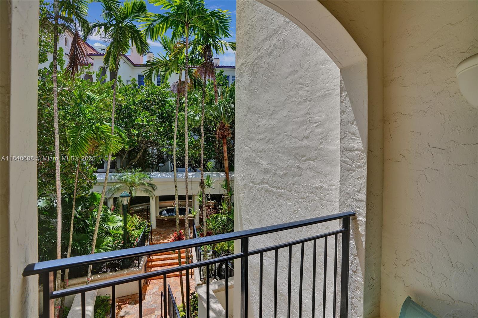 MEDITERRANEAN VILLAGE CON - Residential