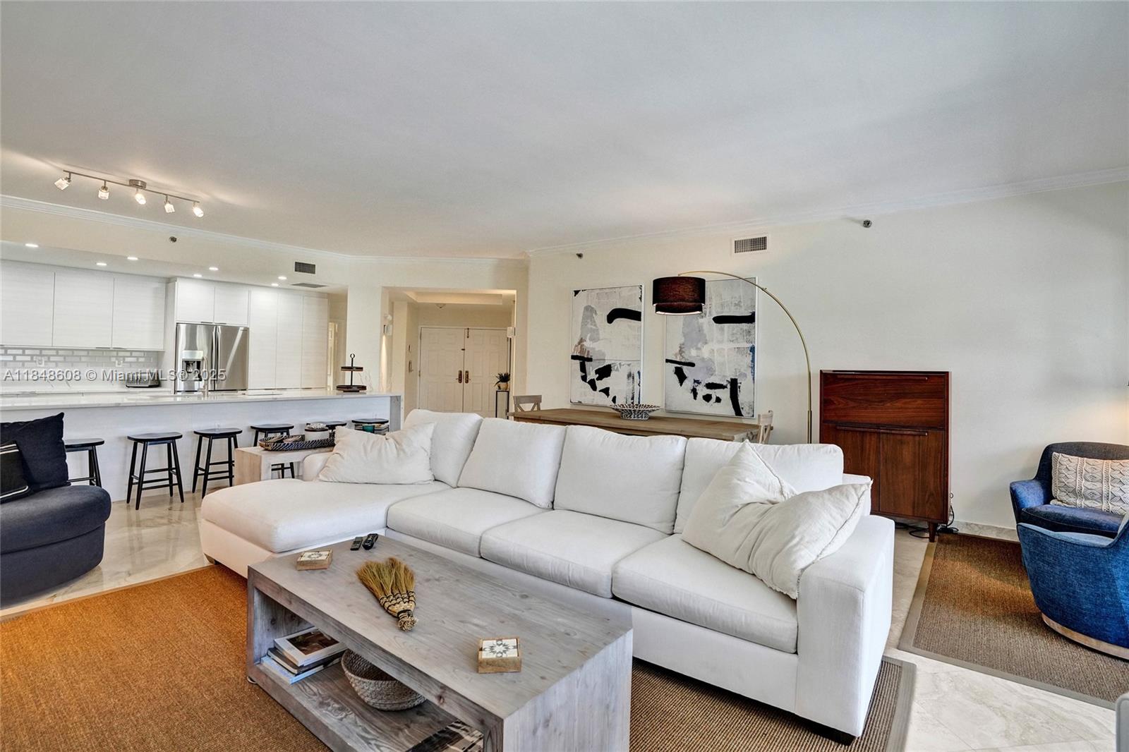 MEDITERRANEAN VILLAGE CON - Residential