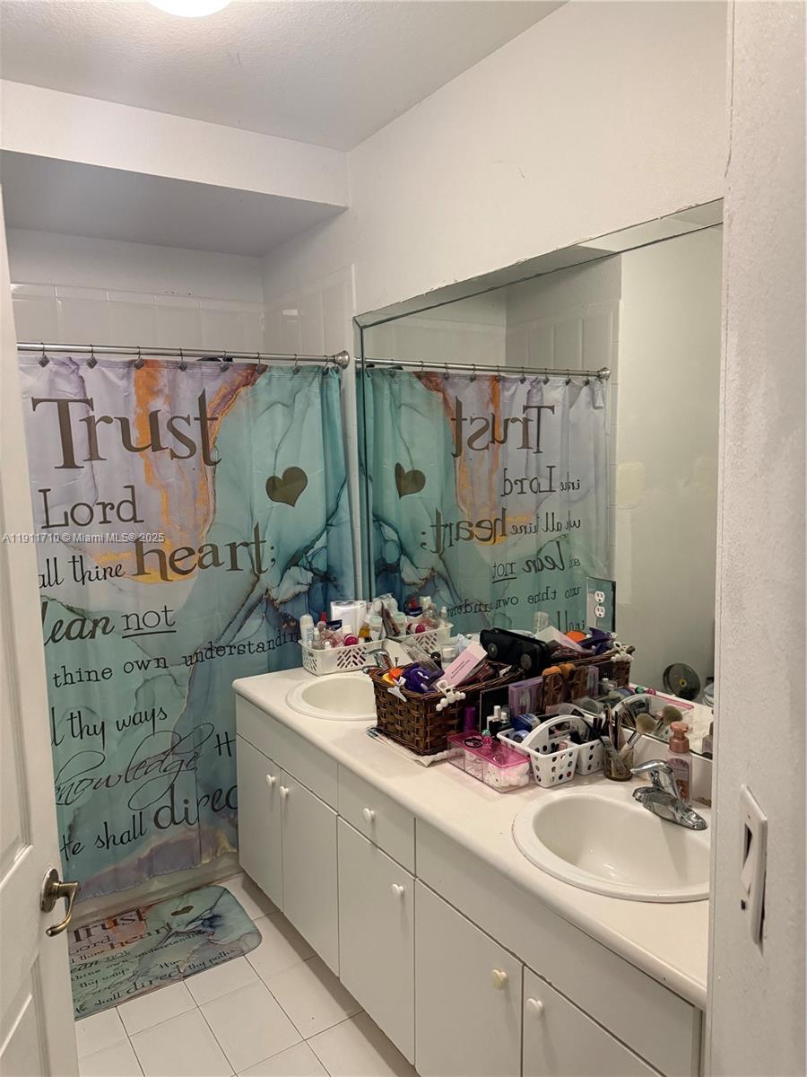 RIVERSIDE AT BISC NATL PK - Residential