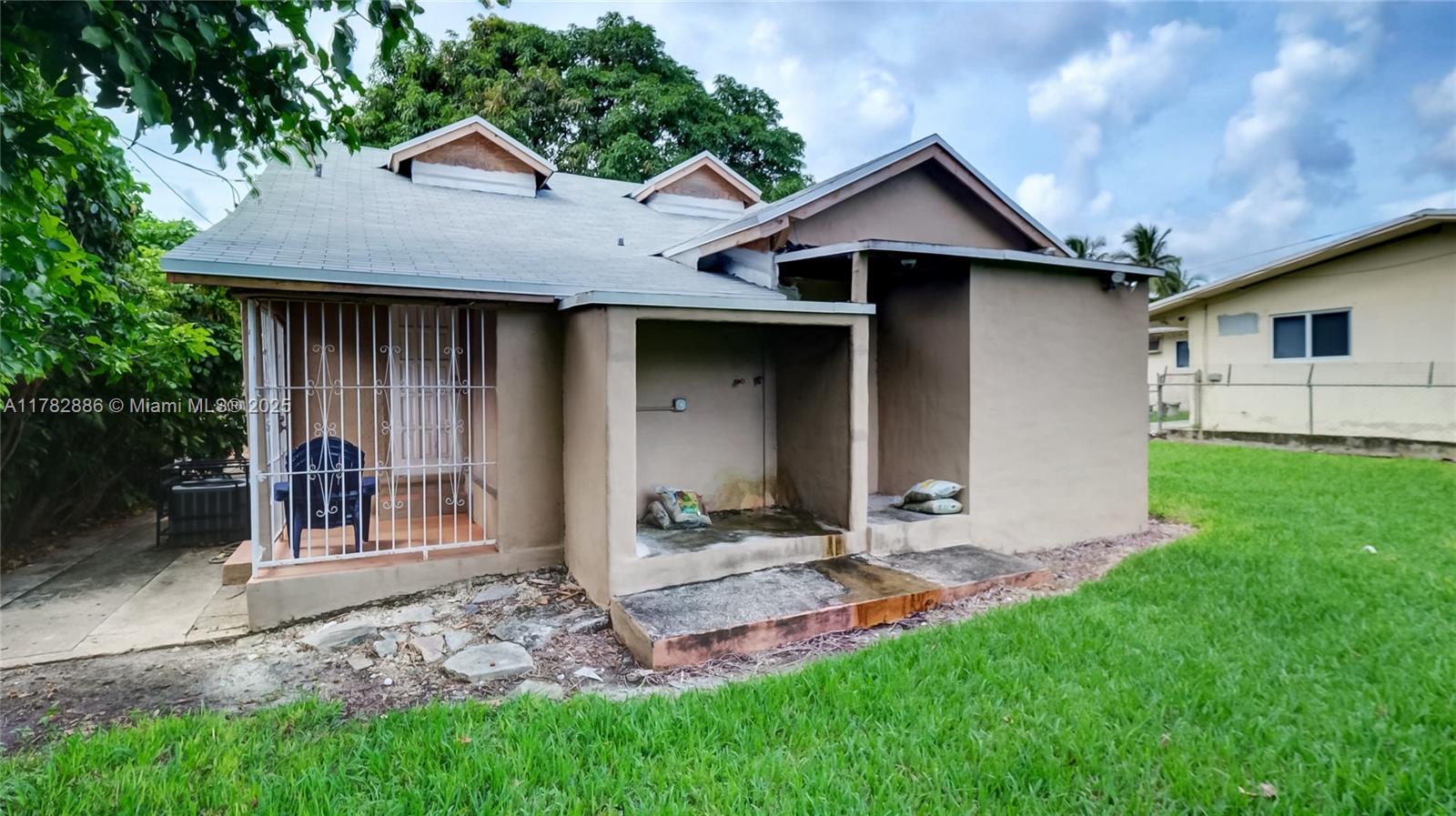 GARDENS PARK - Residential