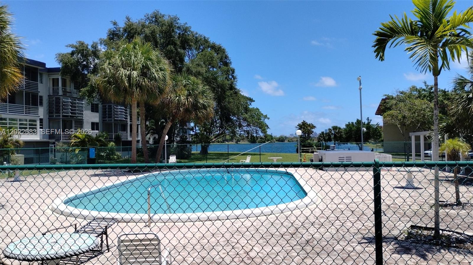 ROYAL OAKS CONDO - Residential