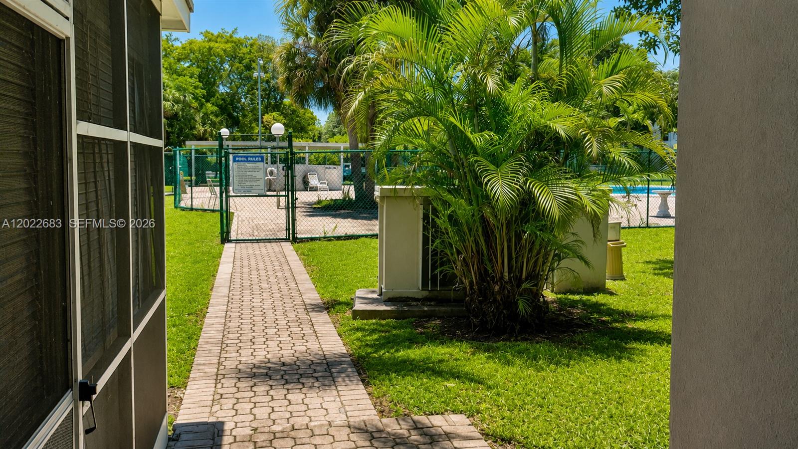 ROYAL OAKS CONDO - Residential