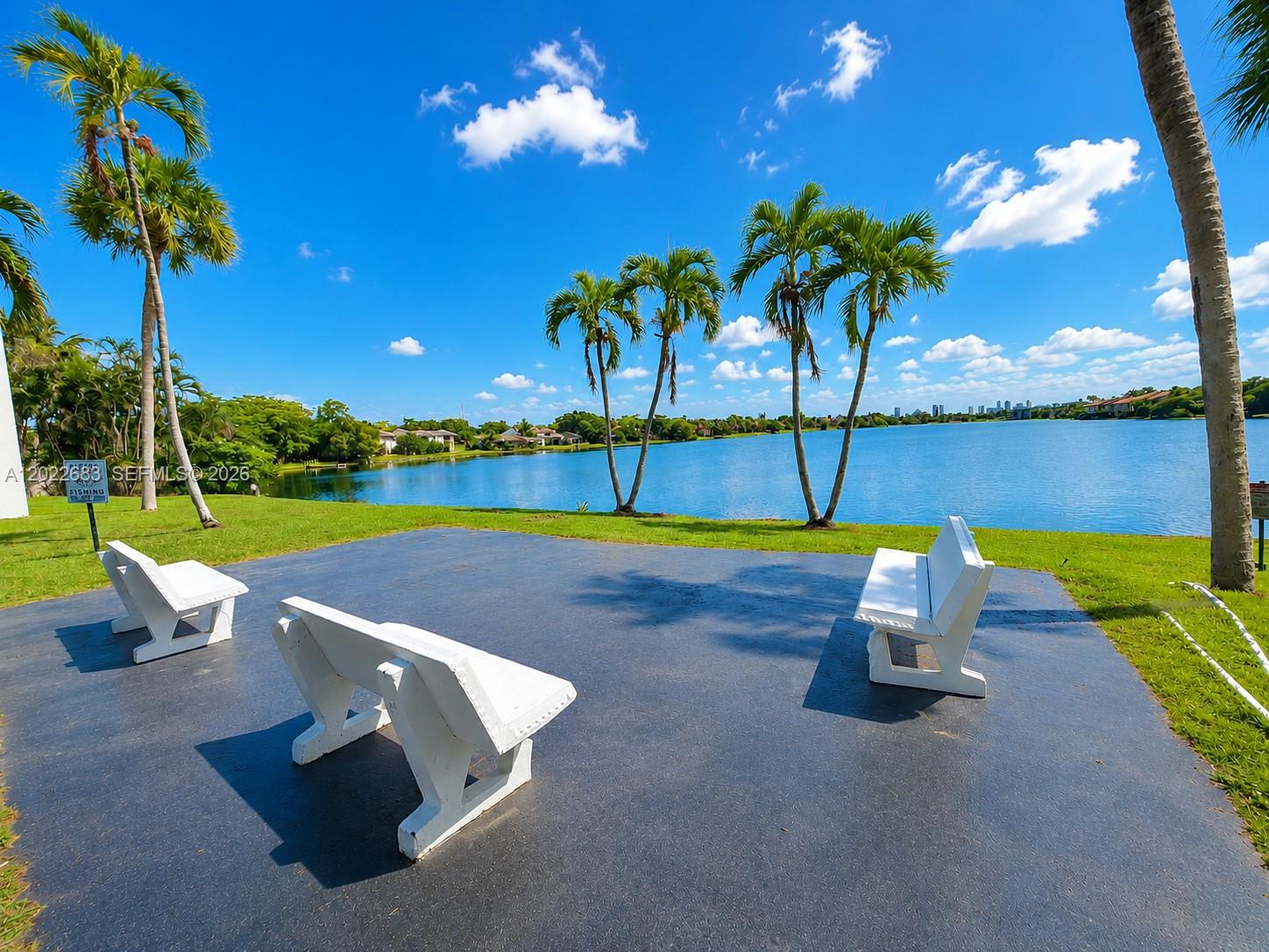 ROYAL OAKS CONDO - Residential