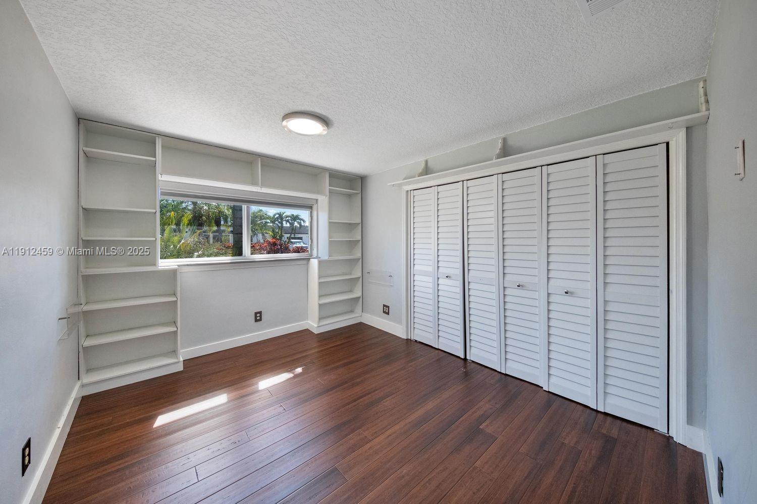 HEFTLER HOMES SUNSET PARK - Residential