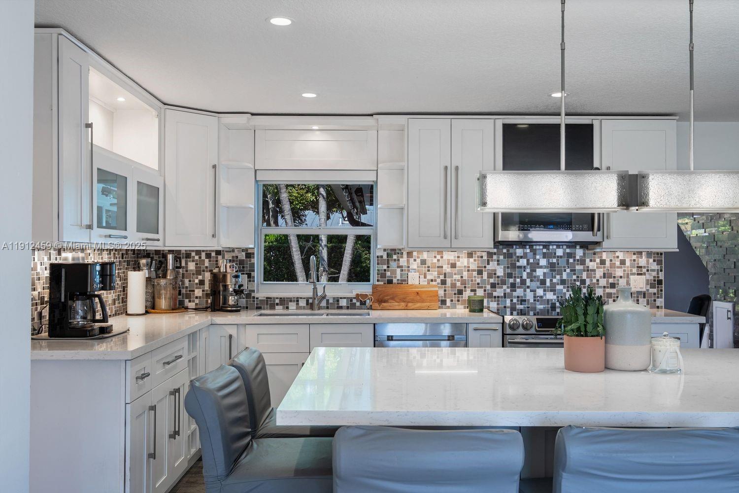 HEFTLER HOMES SUNSET PARK - Residential