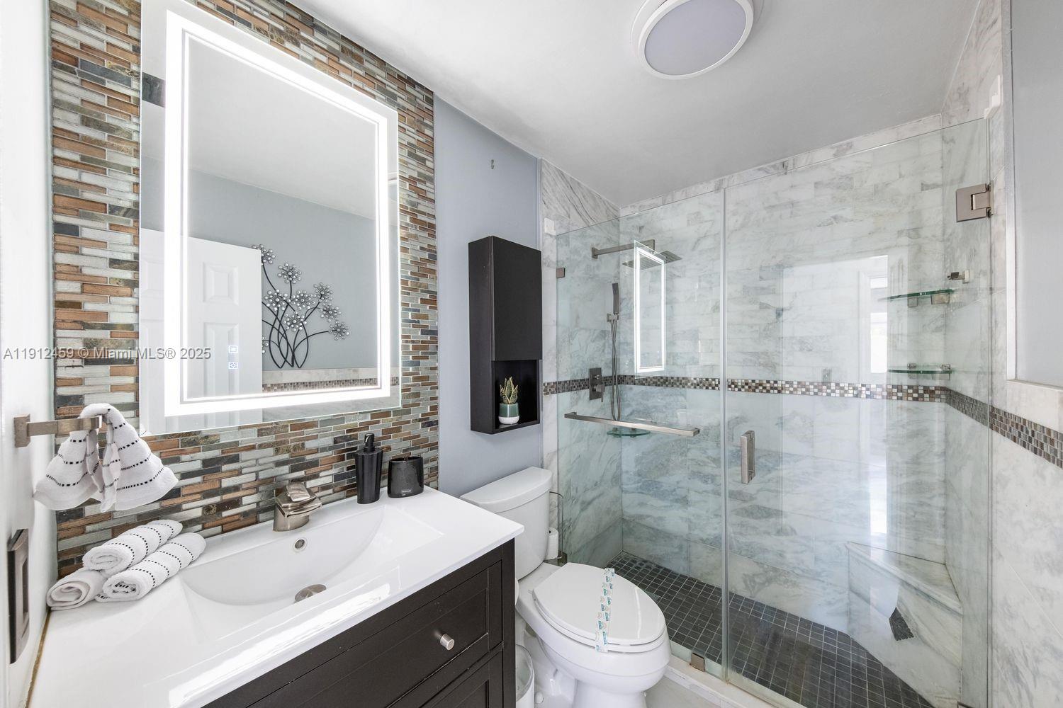 HEFTLER HOMES SUNSET PARK - Residential