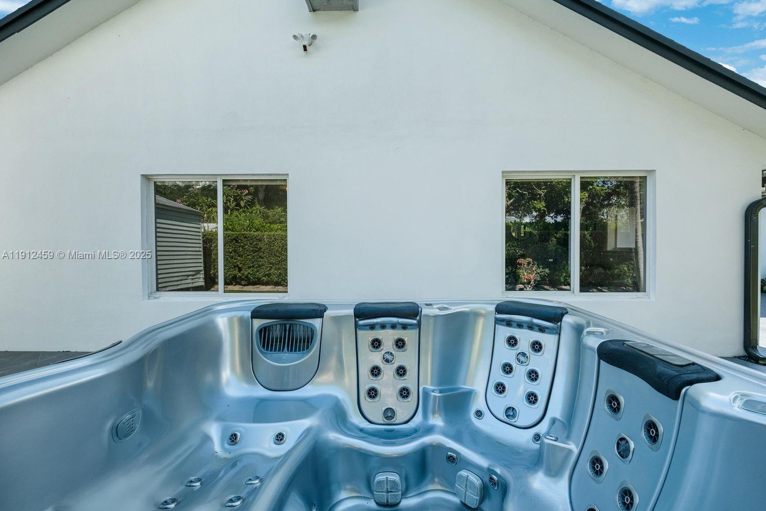 HEFTLER HOMES SUNSET PARK - Residential