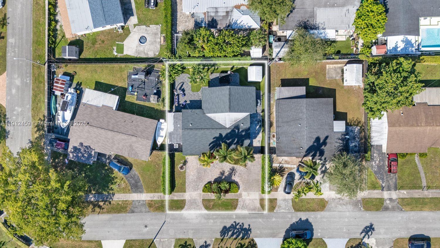 HEFTLER HOMES SUNSET PARK - Residential