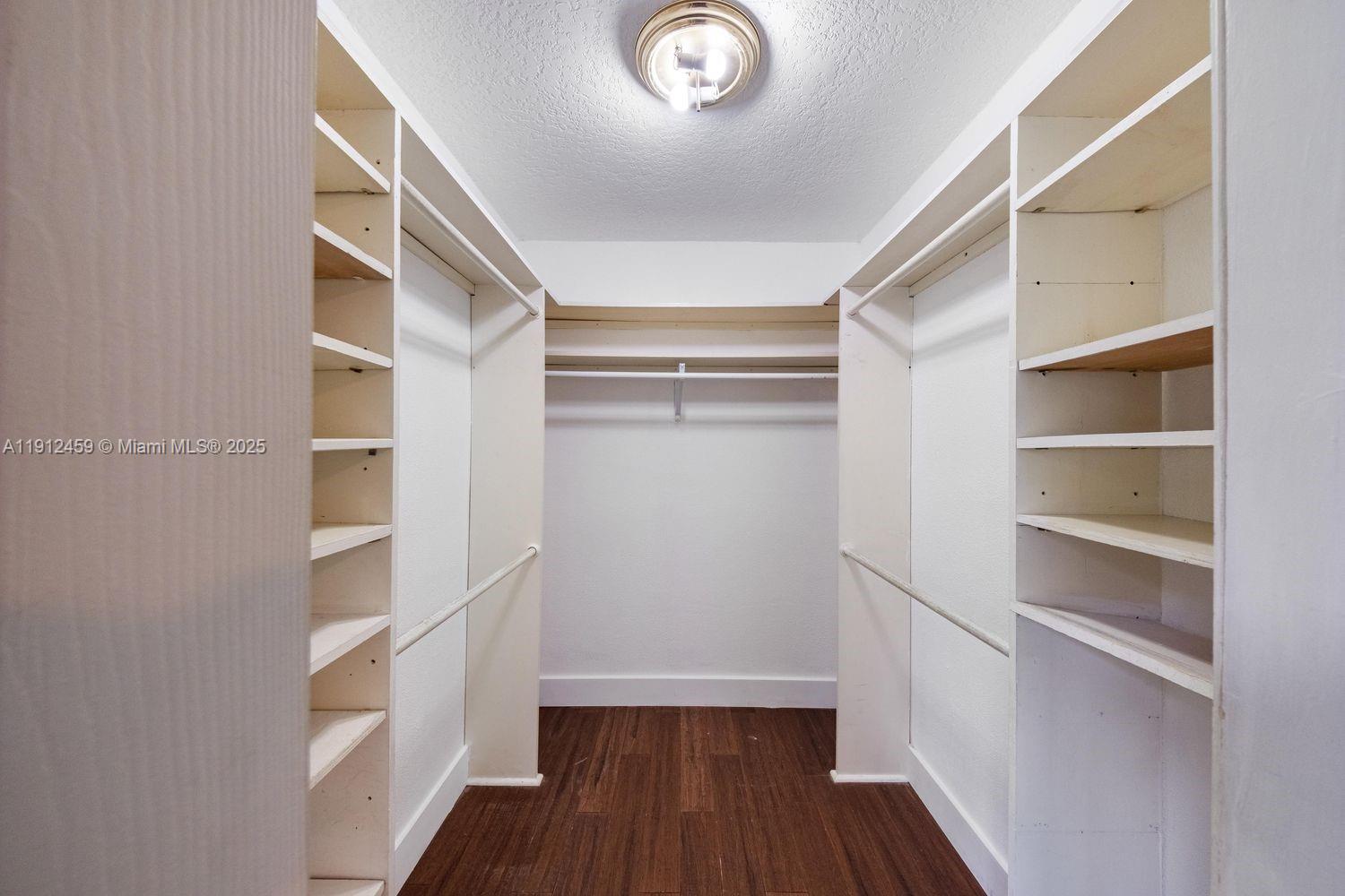 HEFTLER HOMES SUNSET PARK - Residential