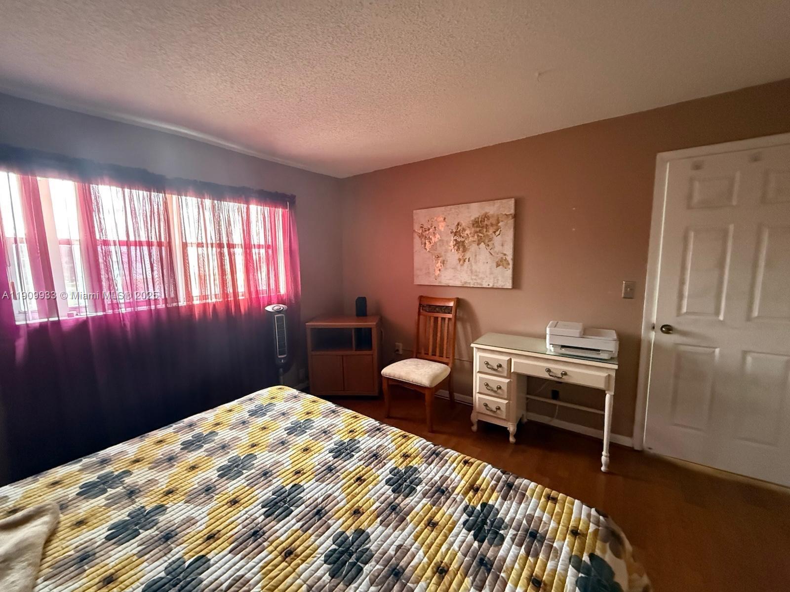 SUNRISE LAKES 57 CONDO - Residential Lease