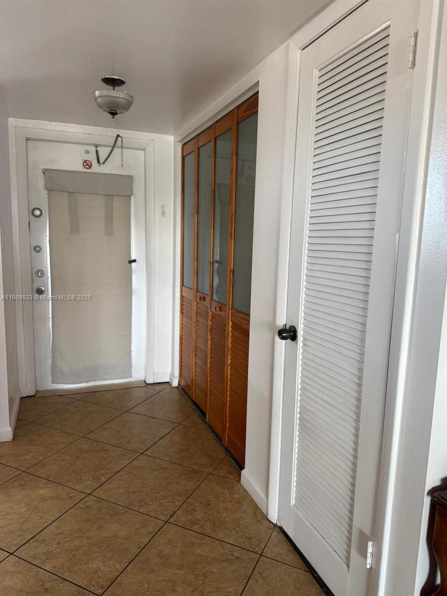 SUNRISE LAKES 57 CONDO - Residential Lease