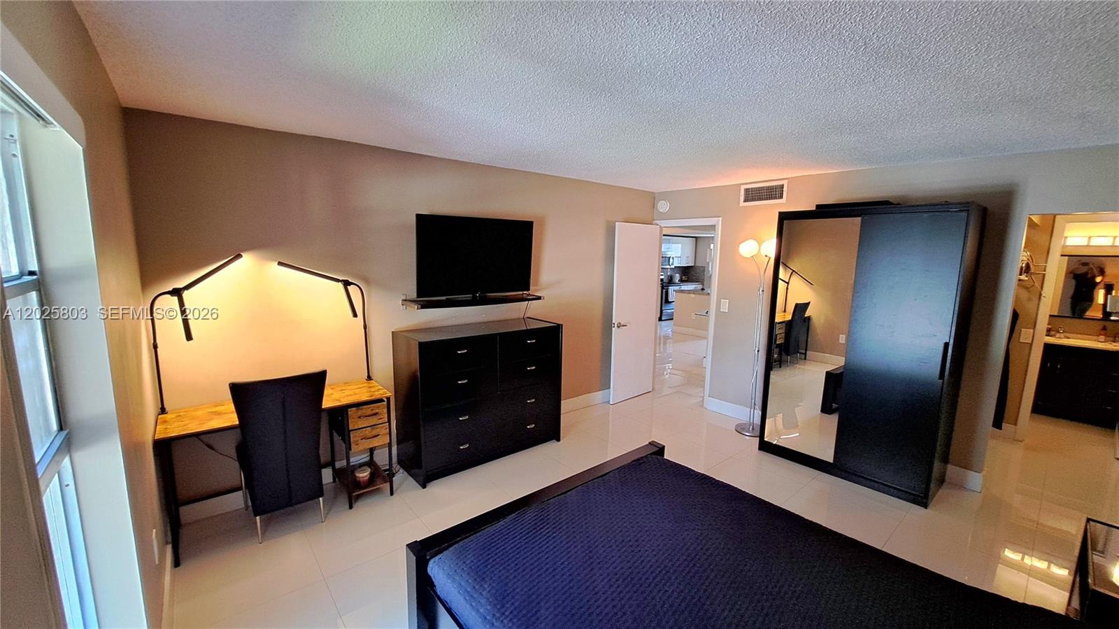 LE CARTIER CONDO - Residential