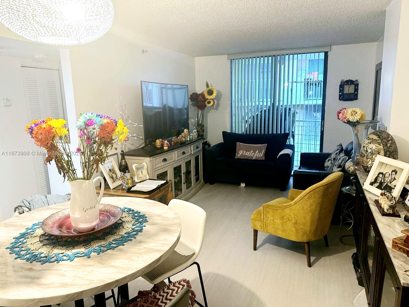 Amazing opportunity to own 2bed/1 bath beautifully renovated condo unit in East Little Havana. Excellent location within walking distance to Downtown Miami, park amenities, retail stores, and Brickell City Center shopping mall. Easy trolley access, near by metro-rail and Brightline station. Low monthly maintenance, gated secured, assigned parking space, laundry facility on every floor. Pet-friendly building. Live or invest in an on-demand area with limited inventory under this price range. Easy to show. Unit can be rented.