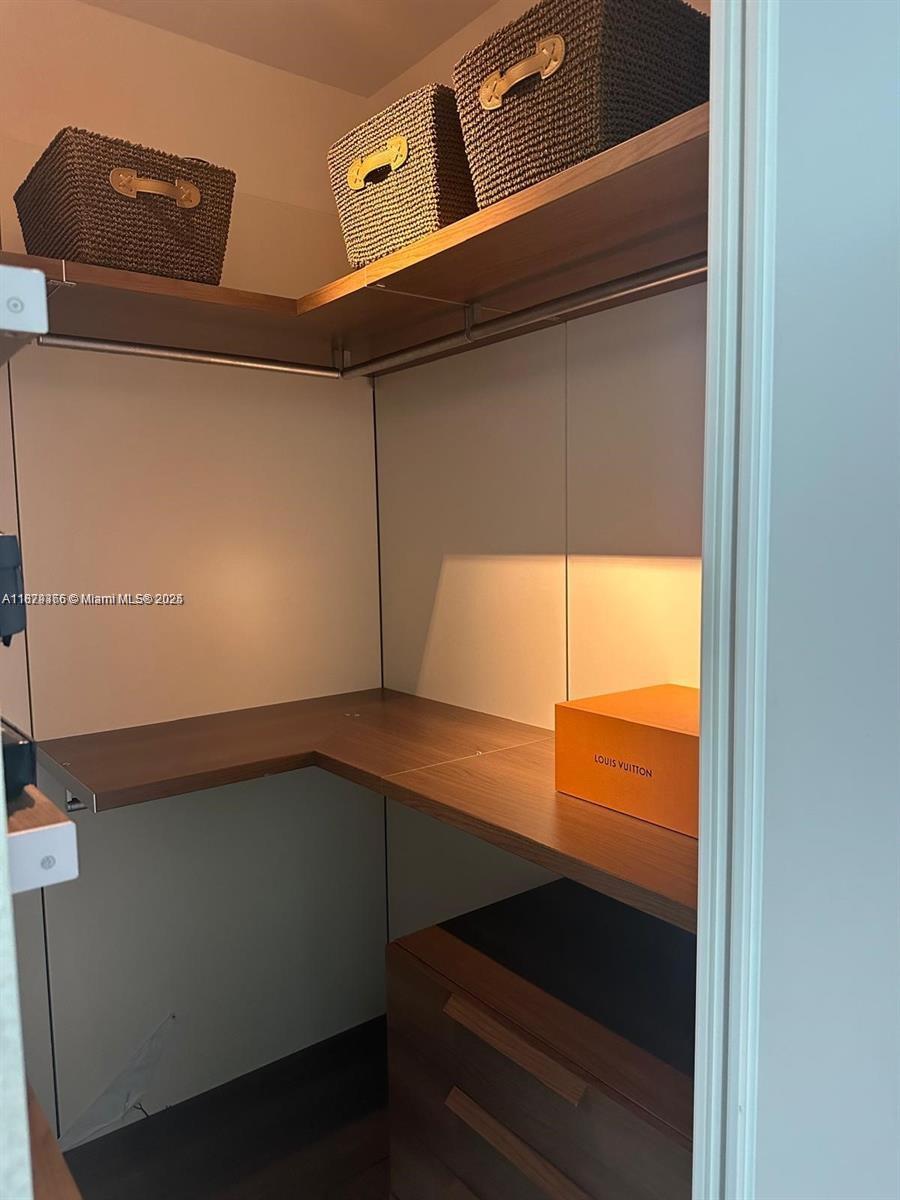 JADE OCEAN CONDO - Residential Lease