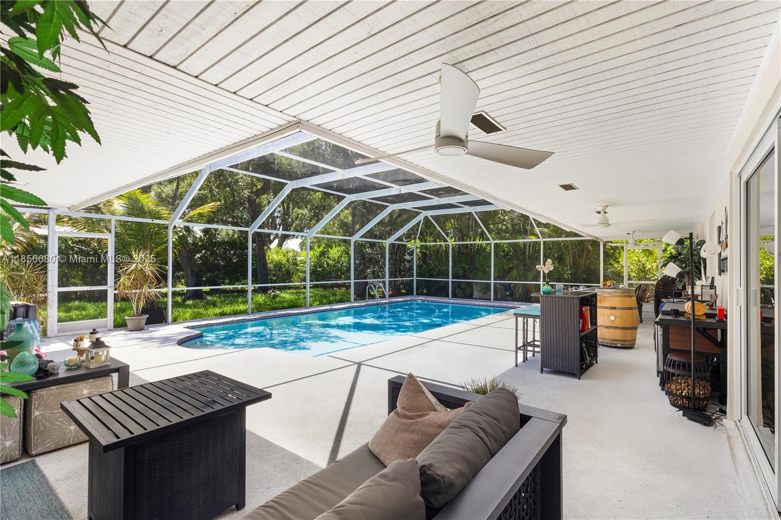 THE OAKS - Residential