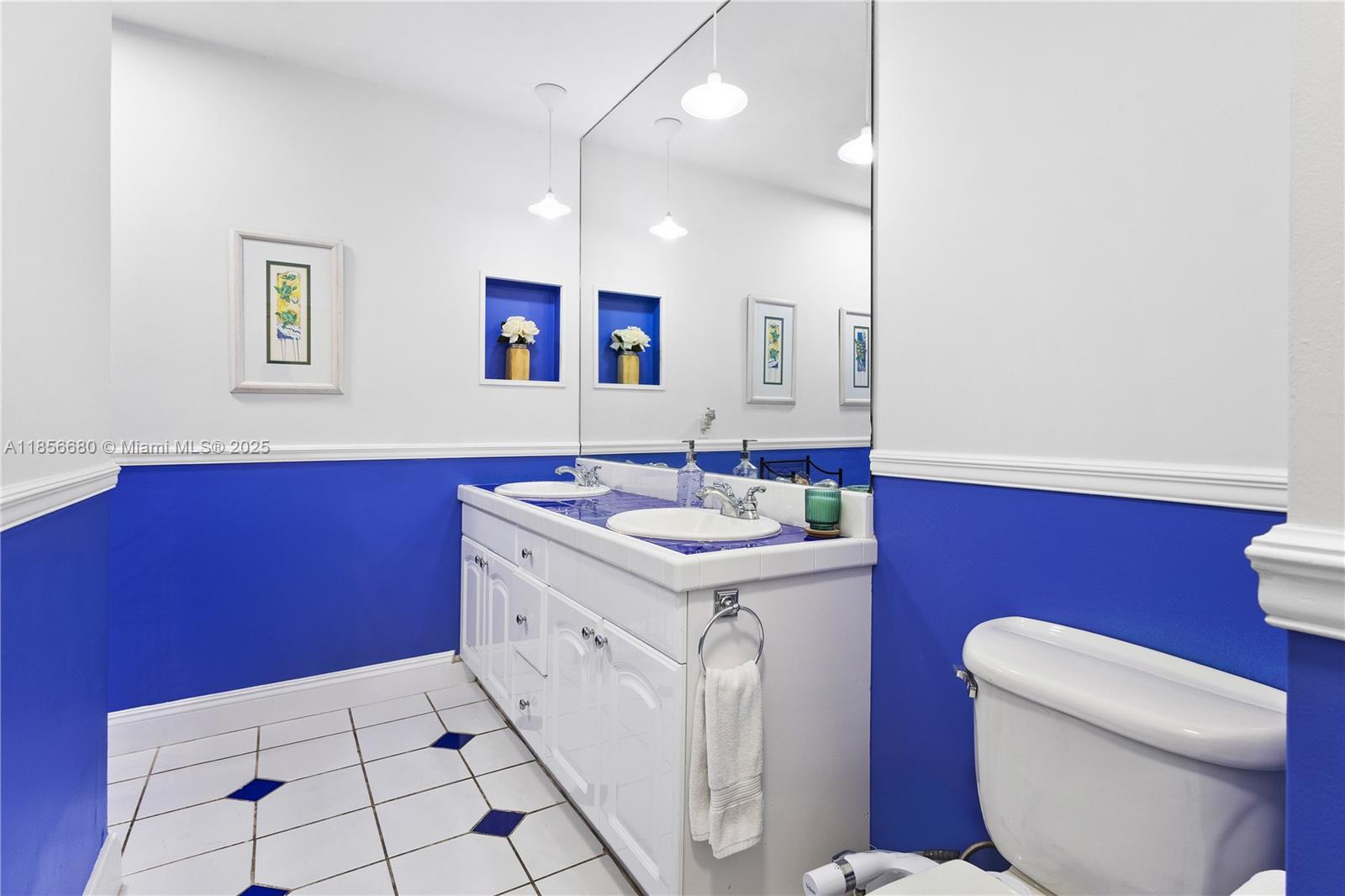 THE OAKS - Residential