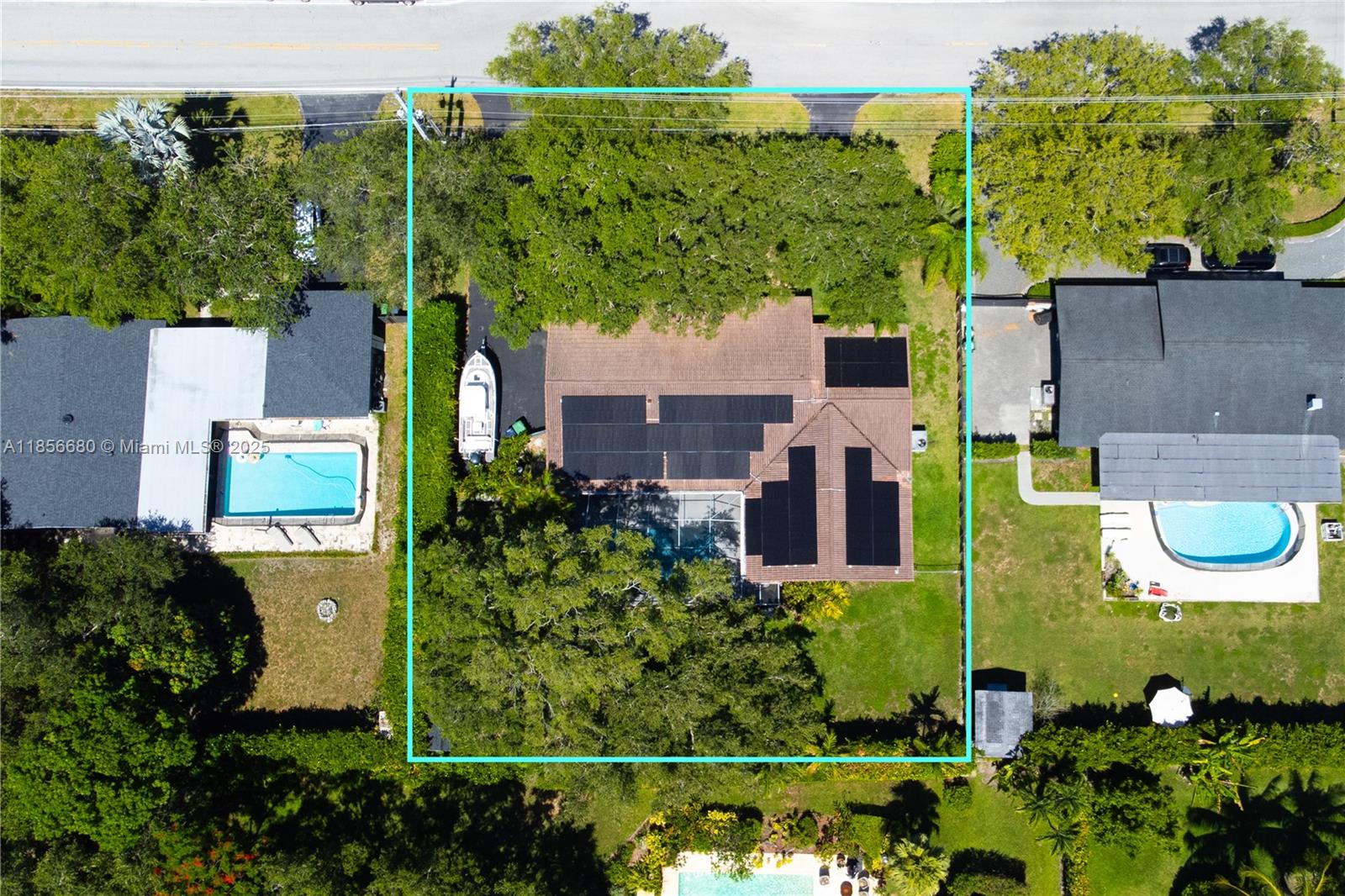 THE OAKS - Residential