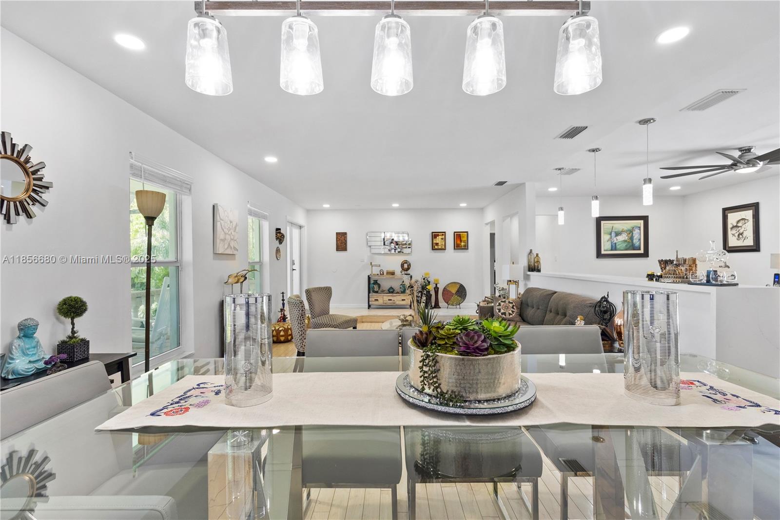 THE OAKS - Residential