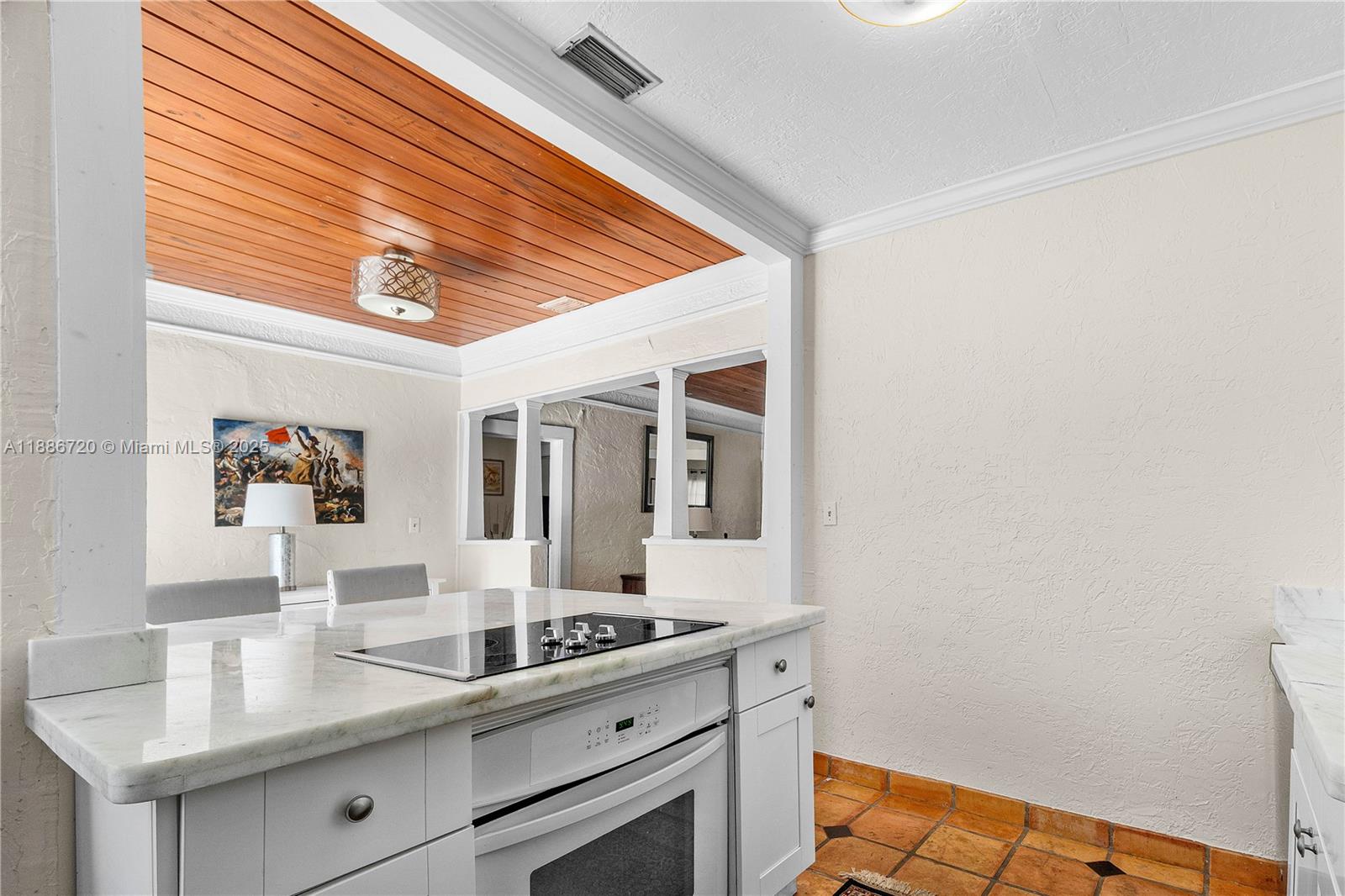 GRANDVIEW HEIGHTS - Residential