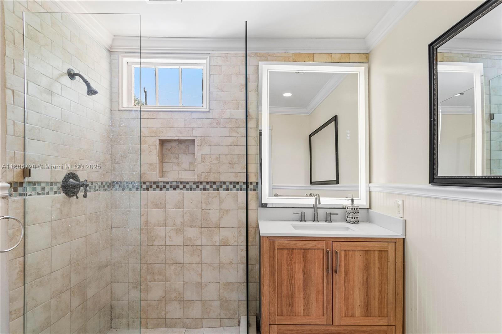 GRANDVIEW HEIGHTS - Residential