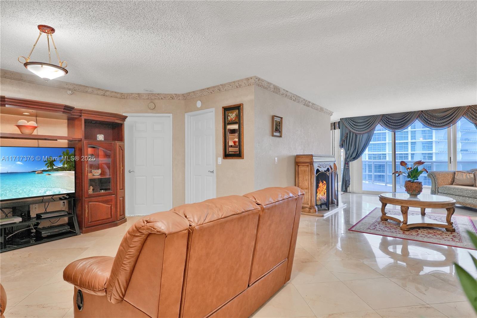 SANDS POINTE OCEAN BEACH - Residential Lease