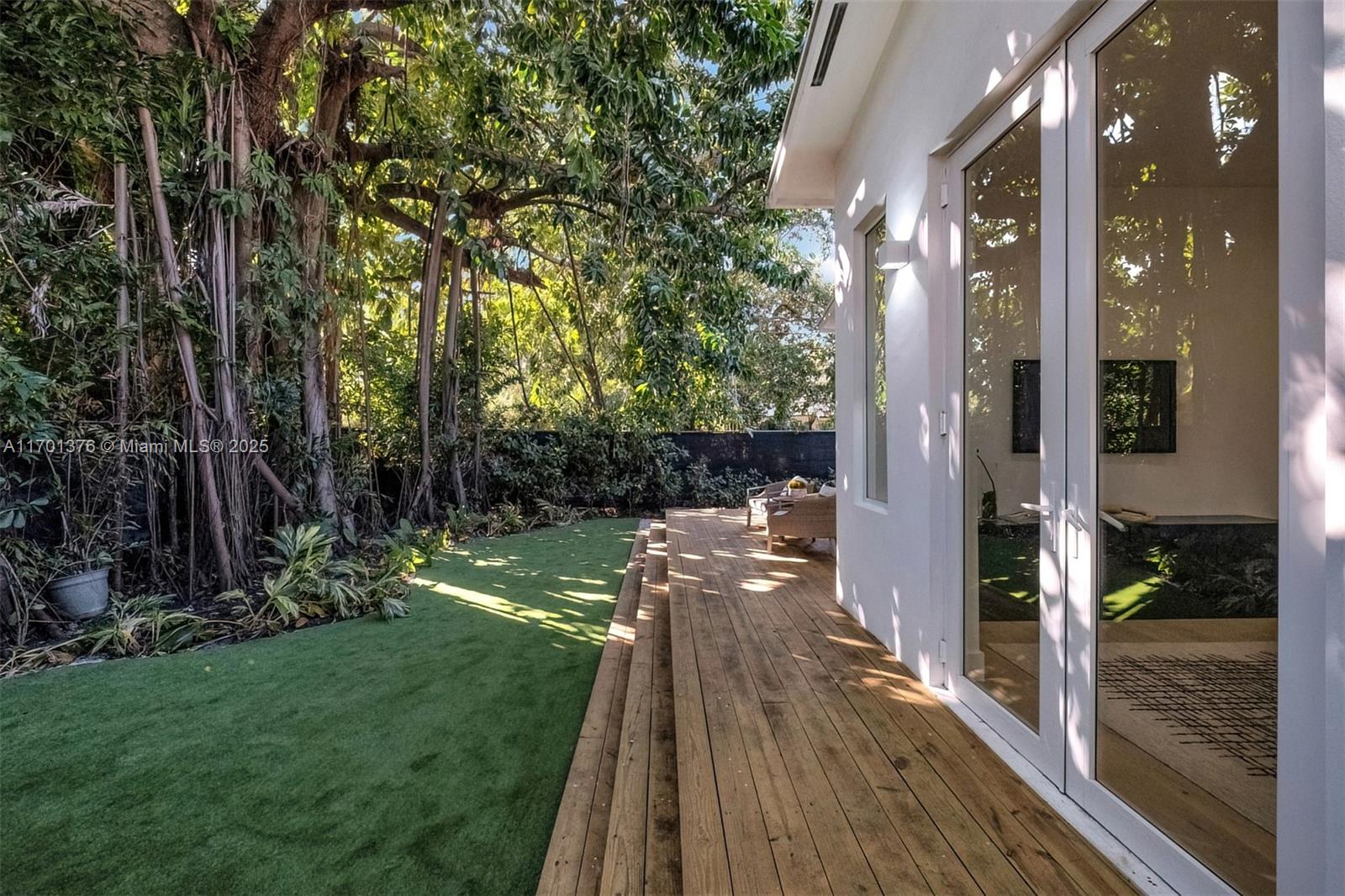 GRIFFINS SUB - Residential