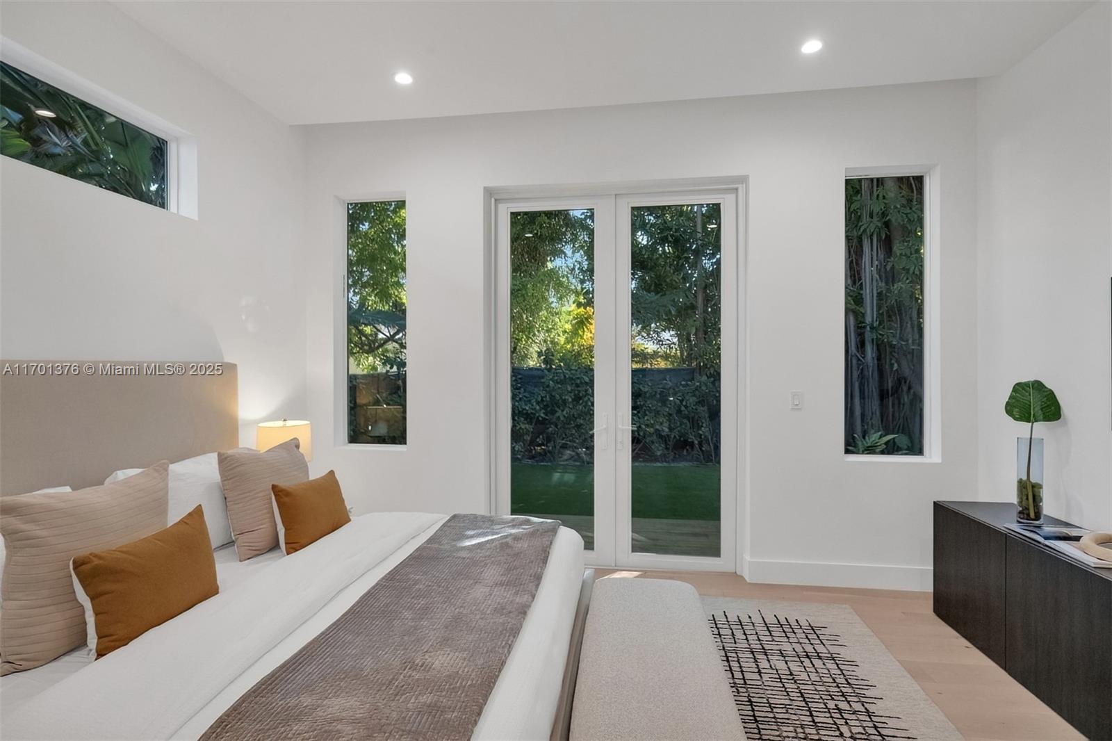 GRIFFINS SUB - Residential