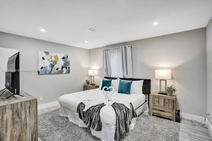 SUNSET TRAILS NO 5 - Residential