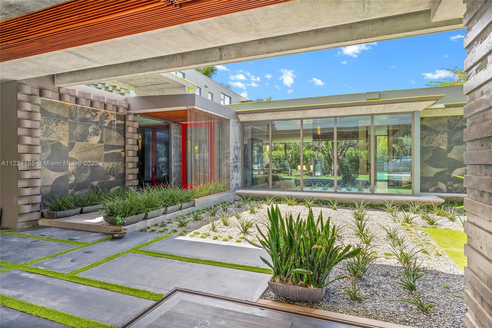 BRICKELL FLAGLER - Residential