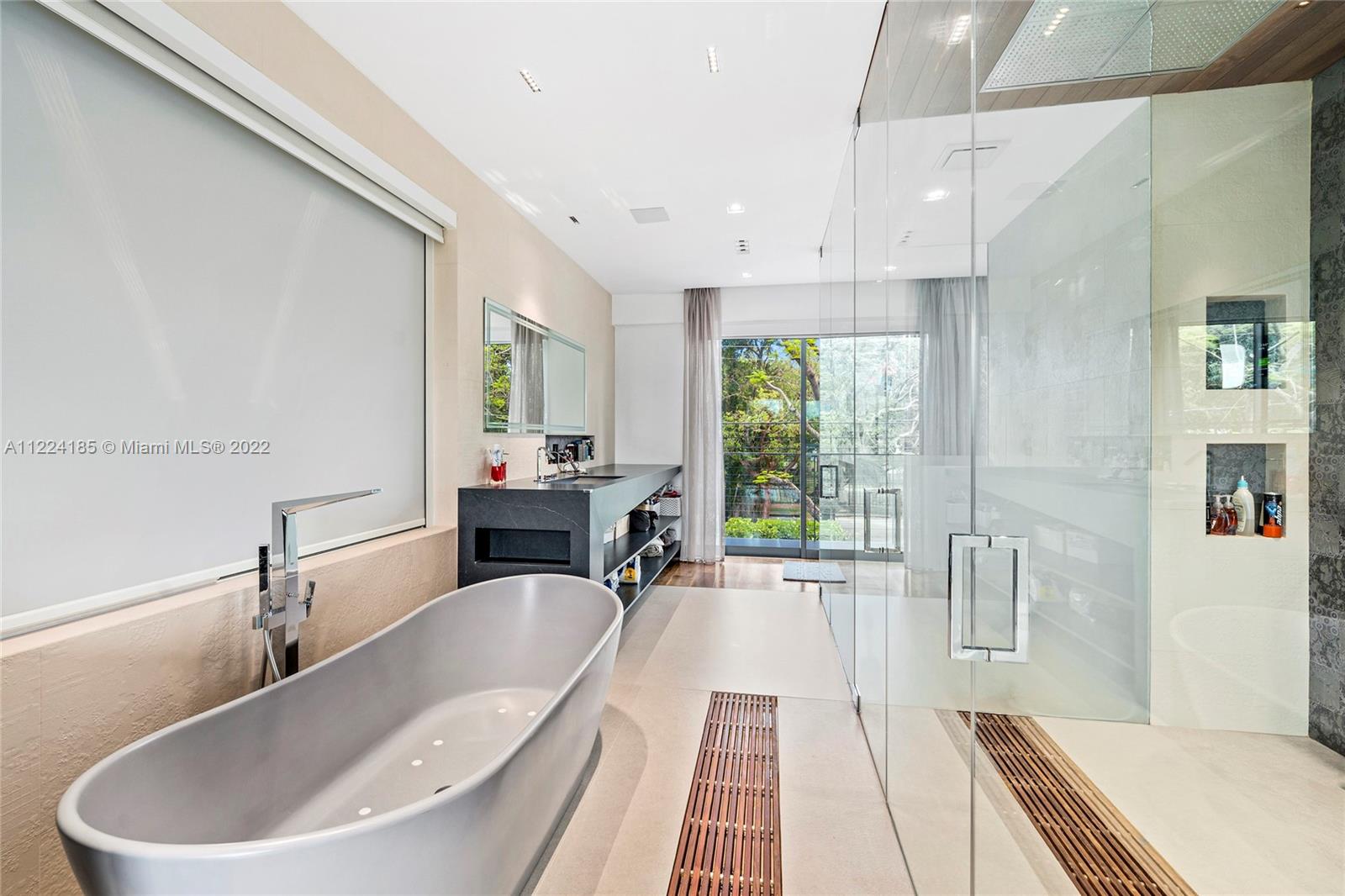 BRICKELL FLAGLER - Residential