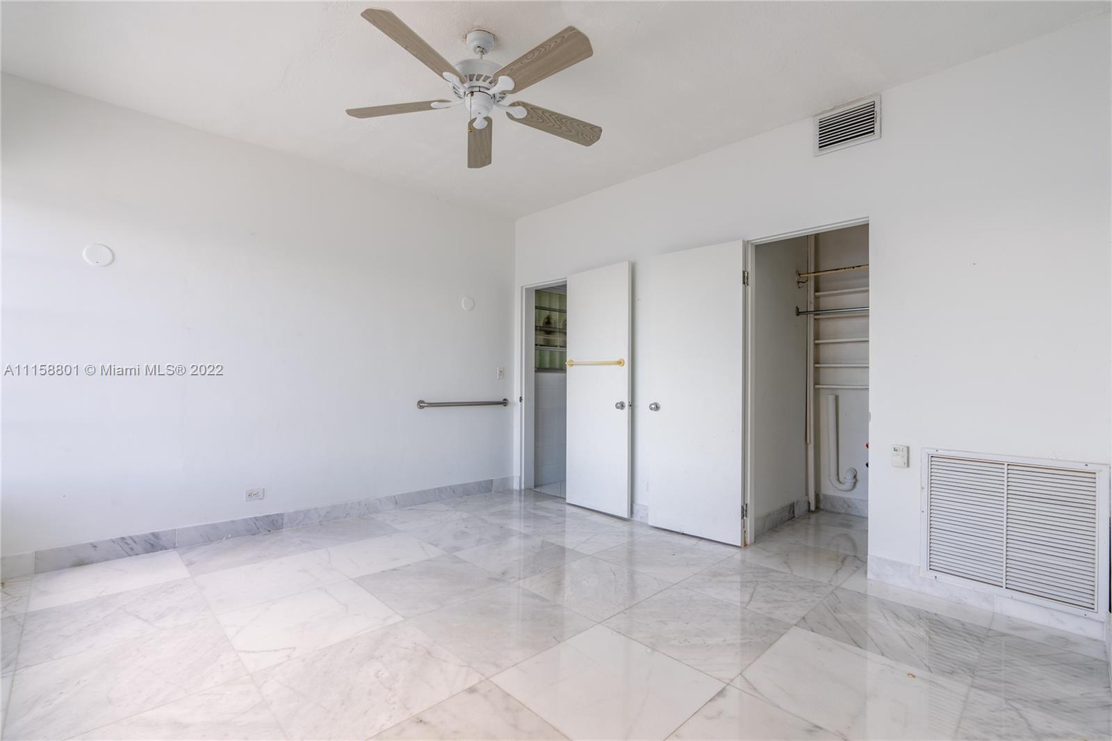 NORTH BAY ISLAND - Residential